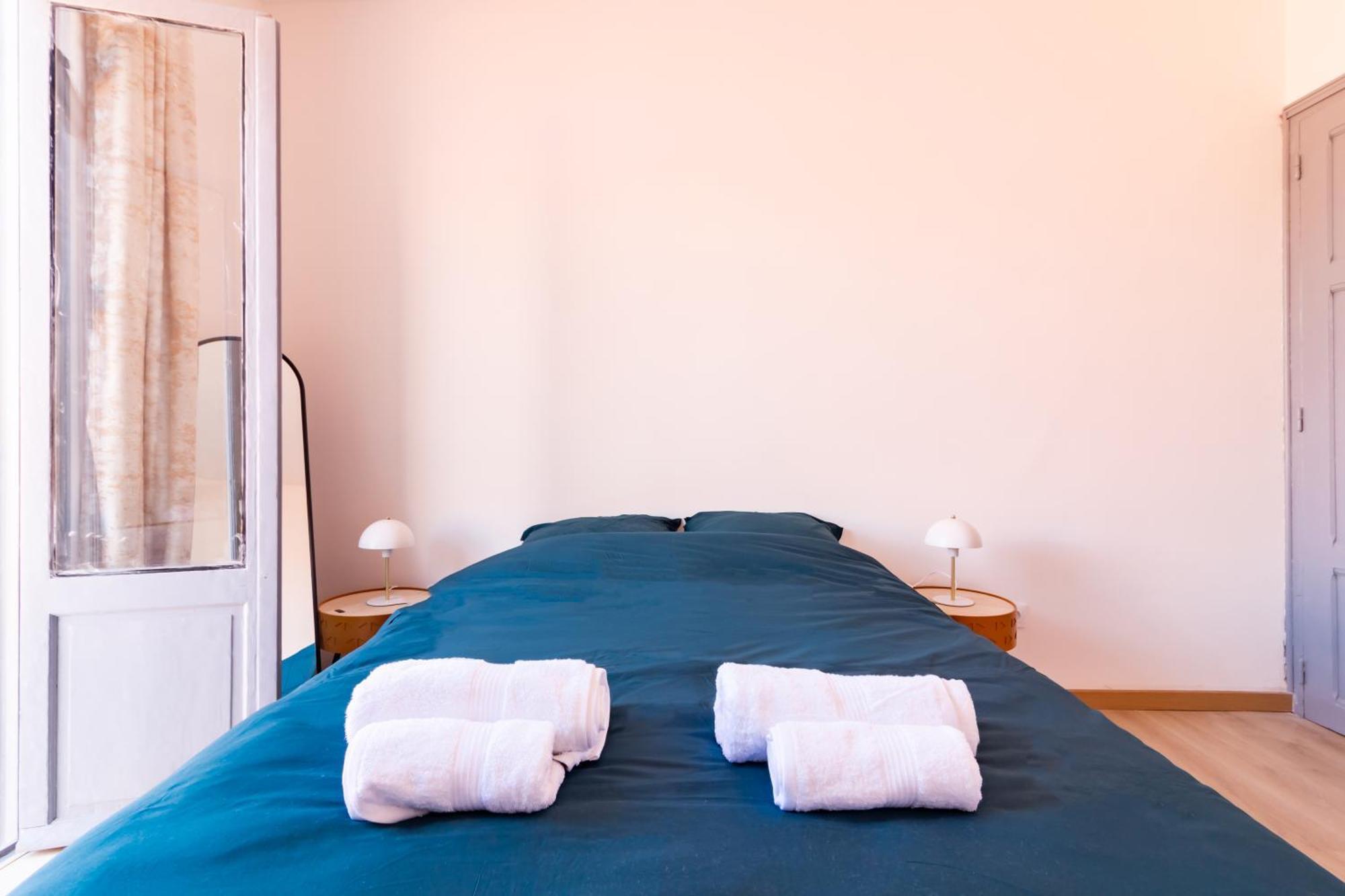 Appartement Moderne Et Elegant Michel Torrent แปร์ปินญอง ภายนอก รูปภาพ